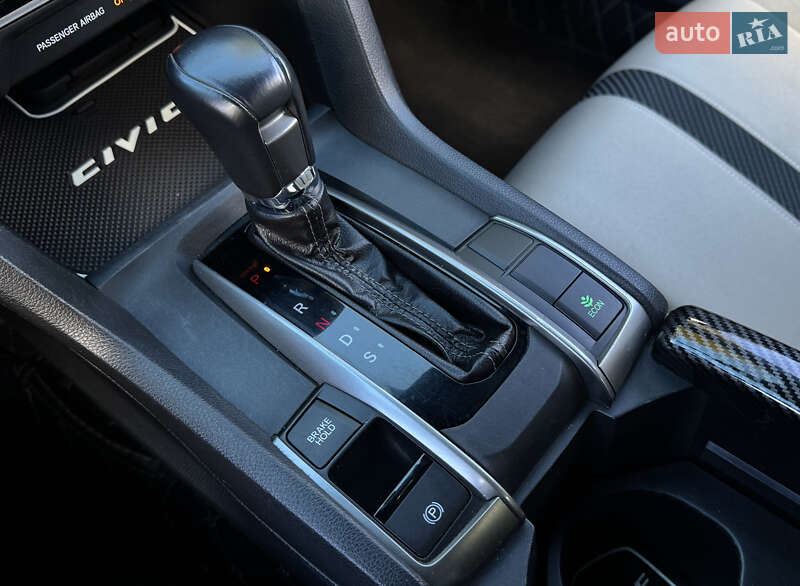 Хэтчбек Honda Civic 2016 в Киеве фото 20 Хэтчбек Honda Civic 2016 в Киеве