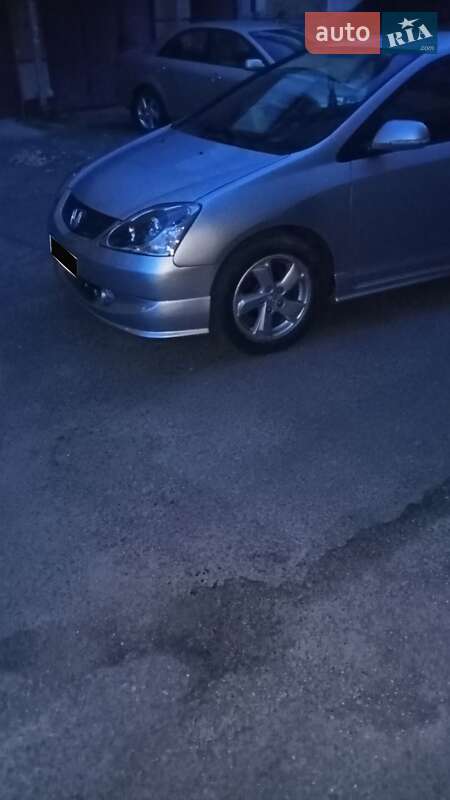 Хетчбек Honda Civic 2004 в Тернополі