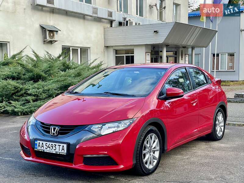 Хэтчбек Honda Civic 2013 в Киеве