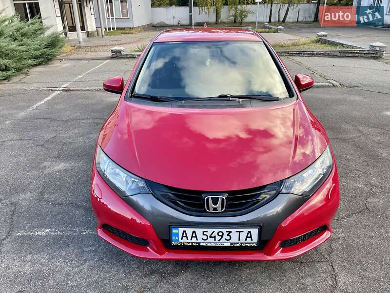 Хэтчбек Honda Civic 2013 в Киеве
