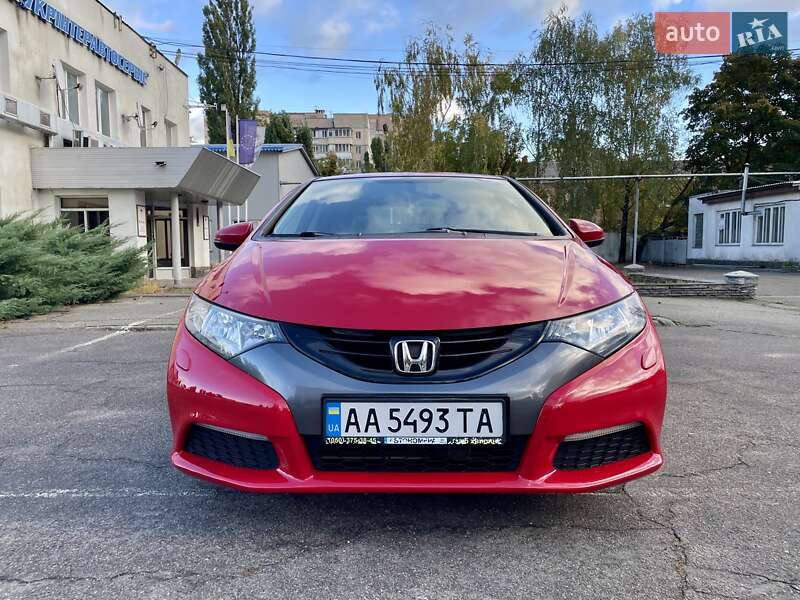 Хэтчбек Honda Civic 2013 в Киеве