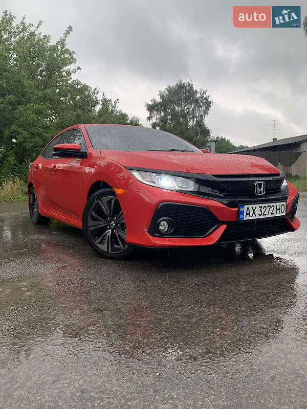 Хэтчбек Honda Civic 2017 в Харькове