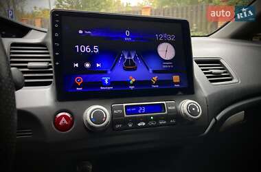 Седан Honda Civic 2009 в 