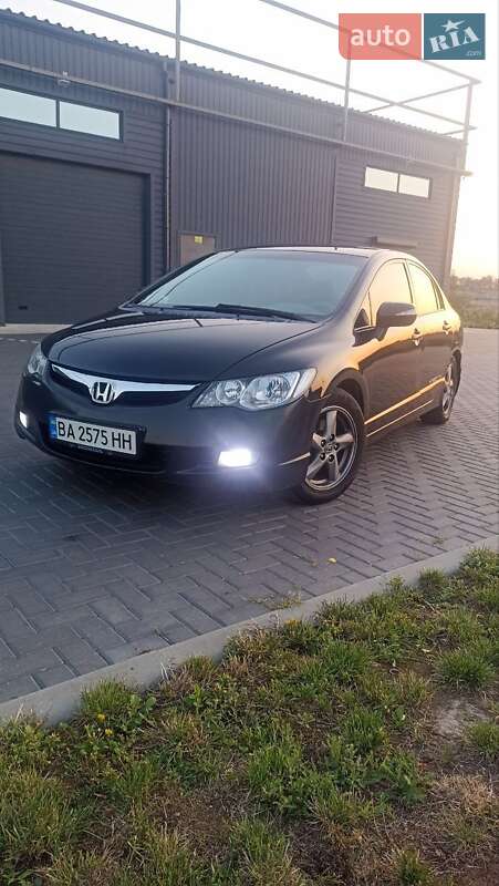 Седан Honda Civic 2007 в Кропивницькому