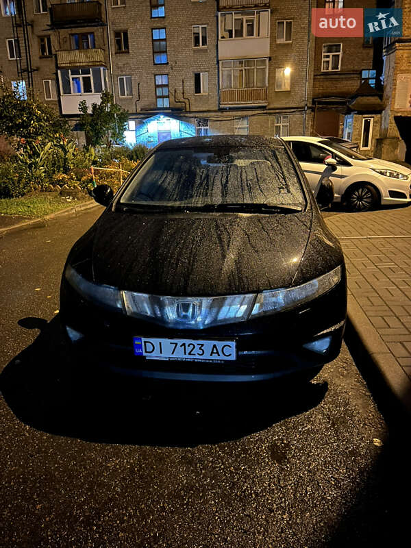Хэтчбек Honda Civic 2008 в Сумах фото Хэтчбек Honda Civic 2008 в Сумах