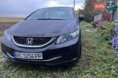 Седан Honda Civic 2013 в Кореці