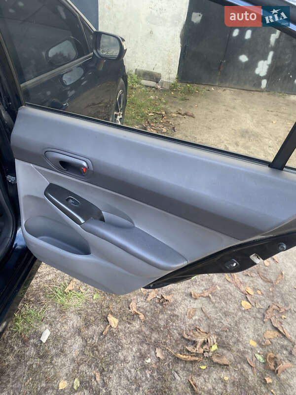 Седан Honda Civic 2007 в Тернополі