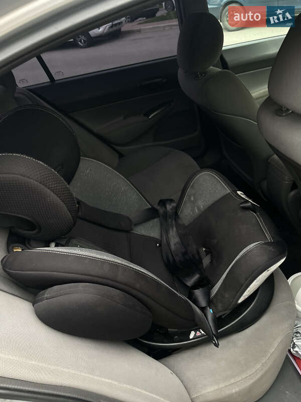 Седан Honda Civic 2008 в Софиевской Борщаговке