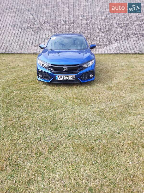 Хетчбек Honda Civic 2018 в Запоріжжі