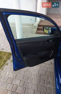 Хэтчбек Honda Civic 2018 в 