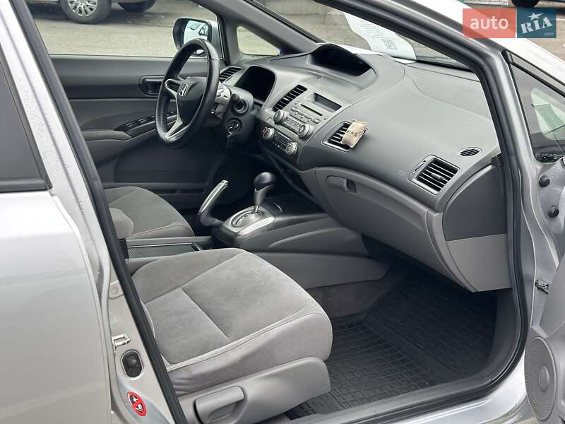 Седан Honda Civic 2007 в Киеве