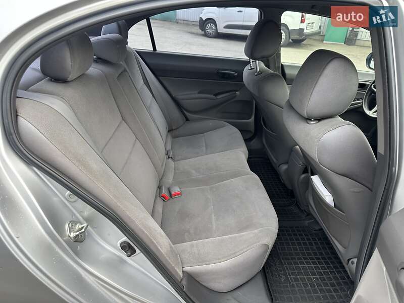 Седан Honda Civic 2007 в Киеве