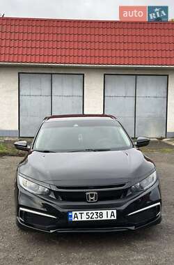 Седан Honda Civic 2019 в 