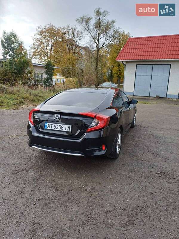 Седан Honda Civic 2019 в Івано-Франківську