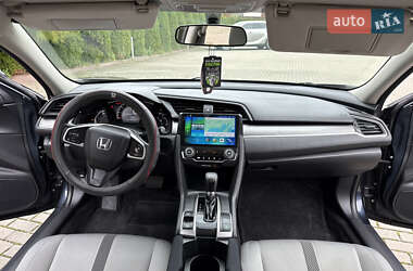Седан Honda Civic 2016 в 