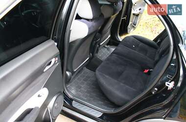 Хэтчбек Honda Civic 2006 в 
