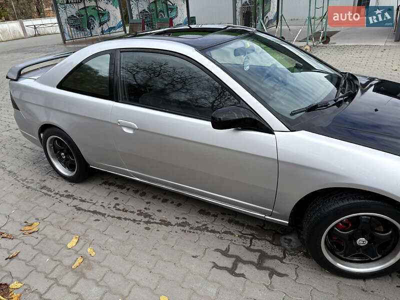 Купе Honda Civic 2002 в Черновцах фото 4 Купе Honda Civic 2002 в Черновцах