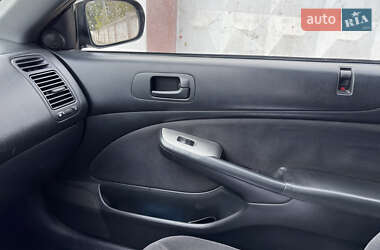 Купе Honda Civic 2002 в  фото 16 Купе Honda Civic 2002 в