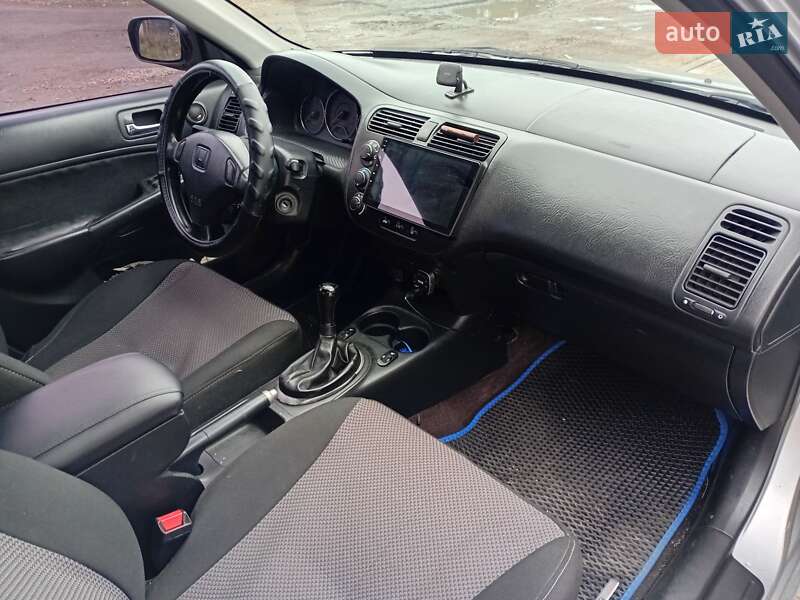Седан Honda Civic 2004 в Одессе