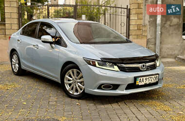 Седан Honda Civic 2012 в  фото 2 Седан Honda Civic 2012 в