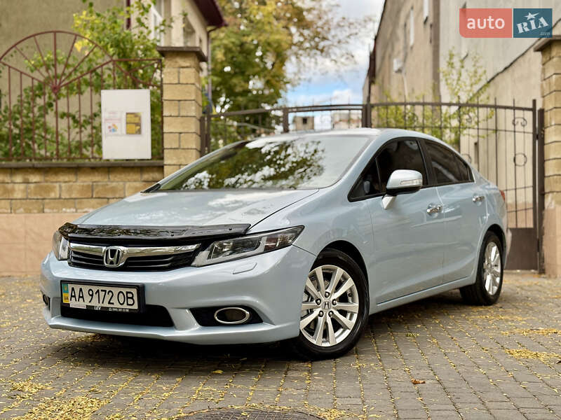 Седан Honda Civic 2012 в Киеве фото 16 Седан Honda Civic 2012 в Киеве