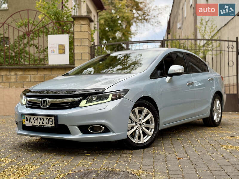 Седан Honda Civic 2012 в Киеве фото 21 Седан Honda Civic 2012 в Киеве