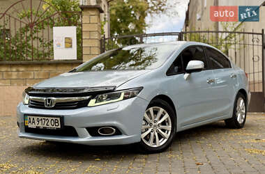 Седан Honda Civic 2012 в  фото 21 Седан Honda Civic 2012 в