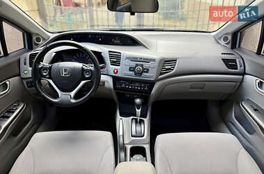 Седан Honda Civic 2012 в  фото 39 Седан Honda Civic 2012 в