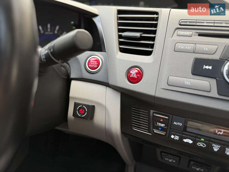 Седан Honda Civic 2012 в Киеве фото 44 Седан Honda Civic 2012 в Киеве