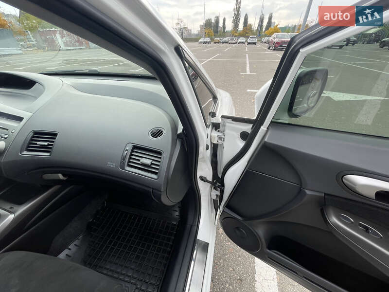 Седан Honda Civic 2008 в Києві