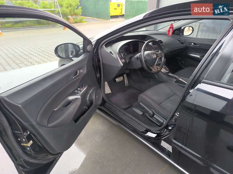 Хэтчбек Honda Civic 2008 в Киеве фото 20 Хэтчбек Honda Civic 2008 в Киеве