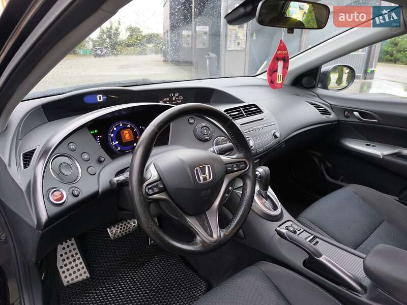 Хэтчбек Honda Civic 2008 в Киеве фото 28 Хэтчбек Honda Civic 2008 в Киеве
