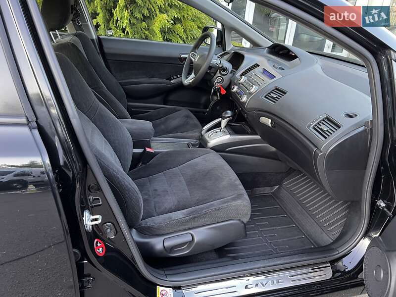 Седан Honda Civic 2010 в Рівному фото 37 Седан Honda Civic 2010 в Рівному