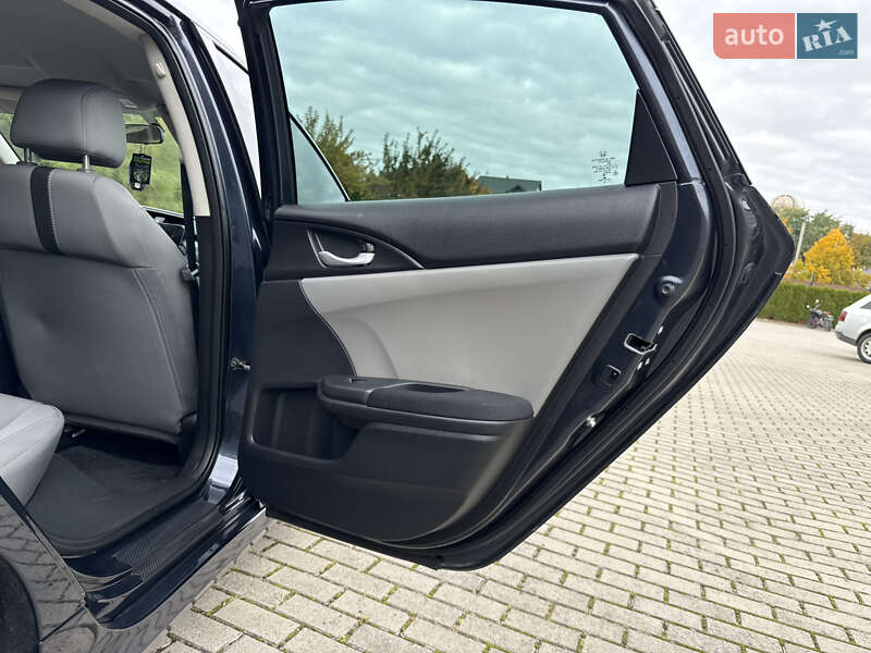 Седан Honda Civic 2016 в Львове фото 44 Седан Honda Civic 2016 в Львове