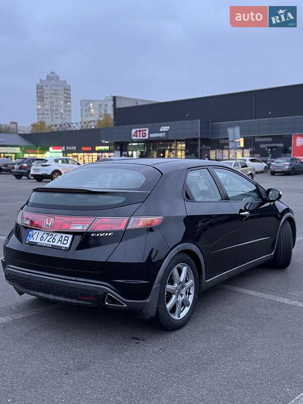 Хэтчбек Honda Civic 2007 в Киеве фото 6 Хэтчбек Honda Civic 2007 в Киеве