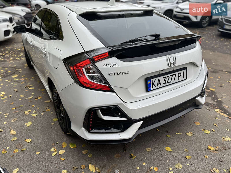 Хэтчбек Honda Civic 2017 в Киеве фото 22 Хэтчбек Honda Civic 2017 в Киеве