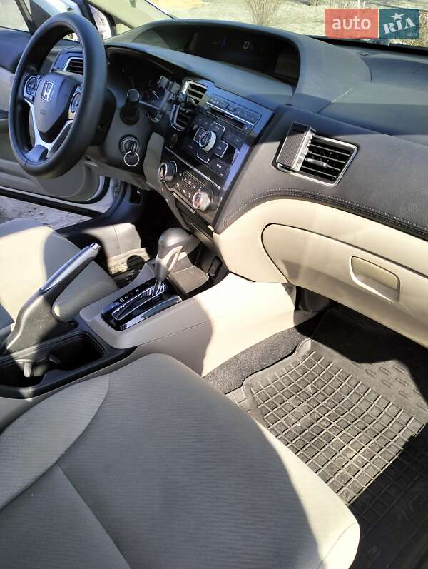 Седан Honda Civic 2013 в Запоріжжі фото 4 Седан Honda Civic 2013 в Запоріжжі