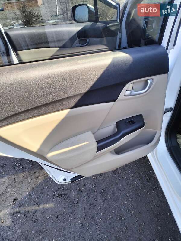 Седан Honda Civic 2013 в Запоріжжі фото 6 Седан Honda Civic 2013 в Запоріжжі