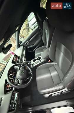 Седан Honda Civic 2024 в  фото 14 Седан Honda Civic 2024 в