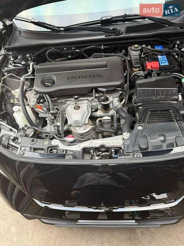 Седан Honda Civic 2024 в Гусятине
