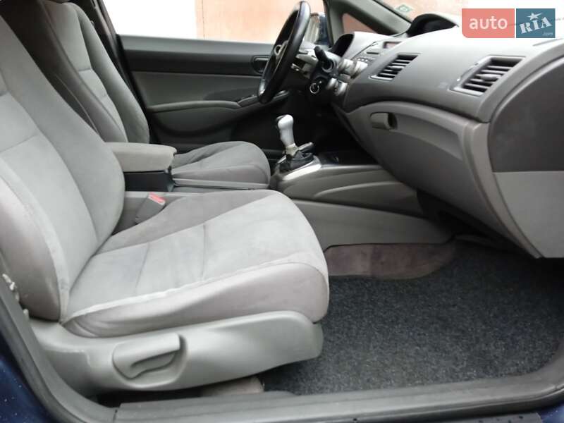 Седан Honda Civic 2007 в Радехові