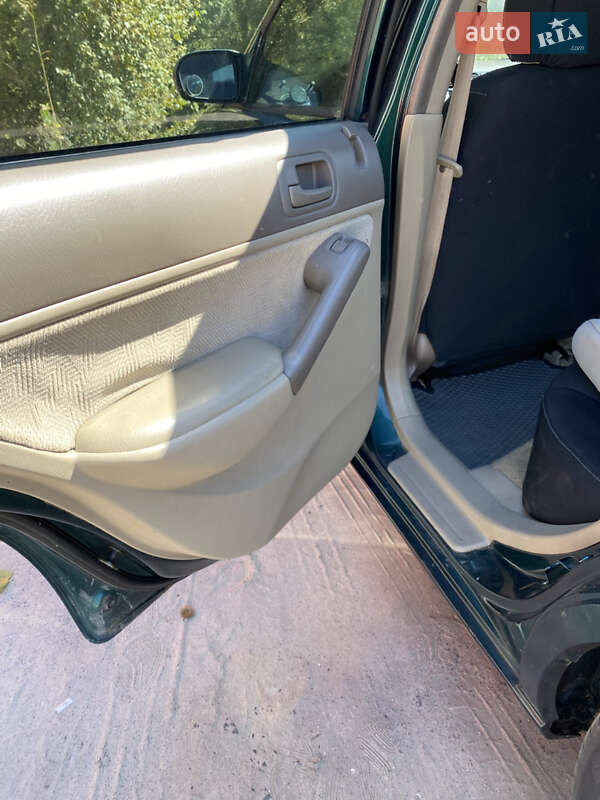 Седан Honda Civic 2001 в Києві фото 5 Седан Honda Civic 2001 в Києві