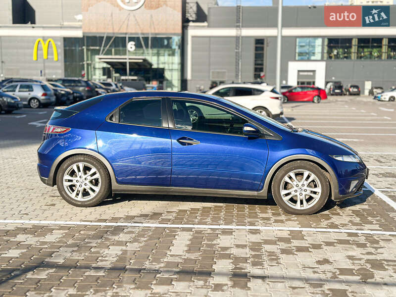 Хетчбек Honda Civic 2009 в Києві фото 5 Хетчбек Honda Civic 2009 в Києві