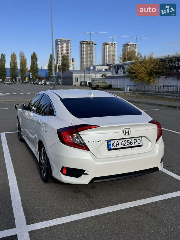 Седан Honda Civic 2017 в Киеве фото 14 Седан Honda Civic 2017 в Киеве