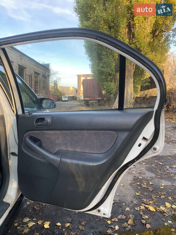 Седан Honda Civic 1998 в Полтаве фото 26 Седан Honda Civic 1998 в Полтаве