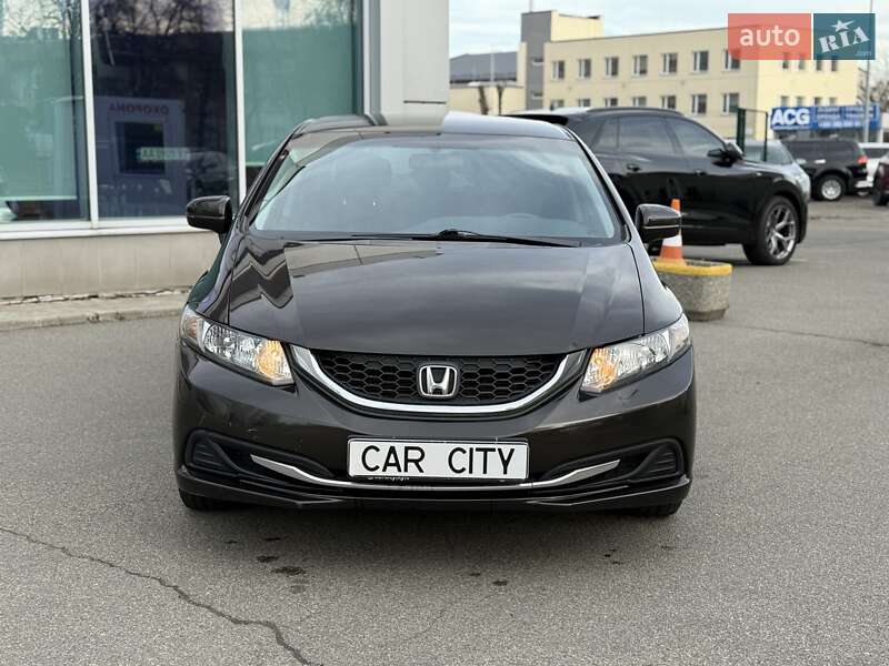 Седан Honda Civic 2014 в Киеве