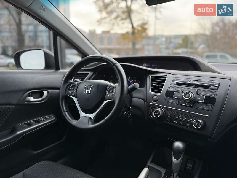 Седан Honda Civic 2014 в Киеве