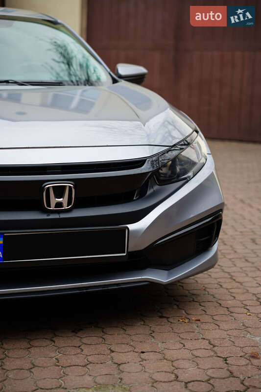 Седан Honda Civic 2020 в Киеве фото 20 Седан Honda Civic 2020 в Киеве