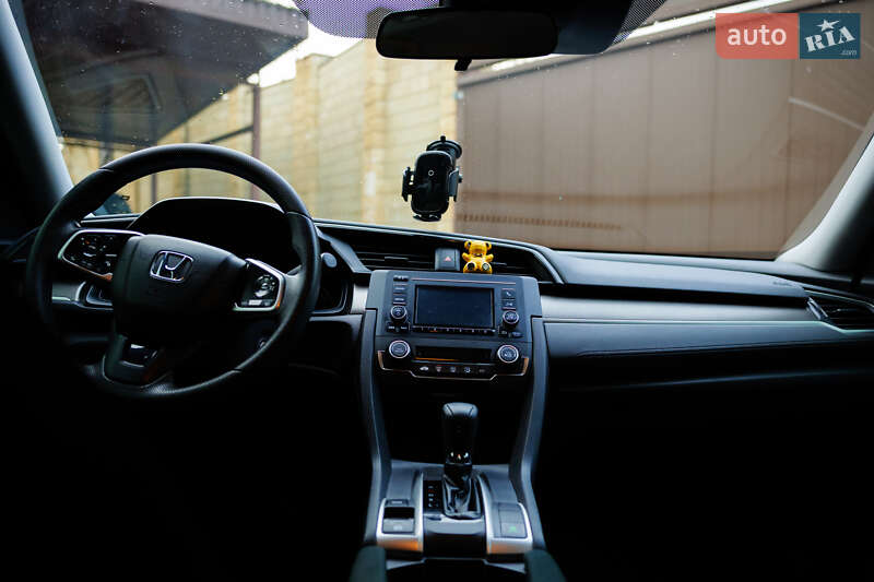 Седан Honda Civic 2020 в Киеве фото 33 Седан Honda Civic 2020 в Киеве