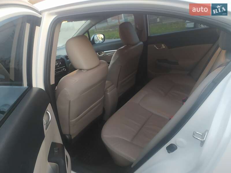 Седан Honda Civic 2013 в Калиновке